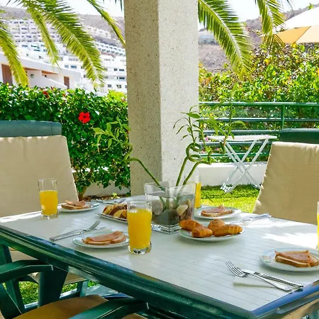 Sunshine Villa *